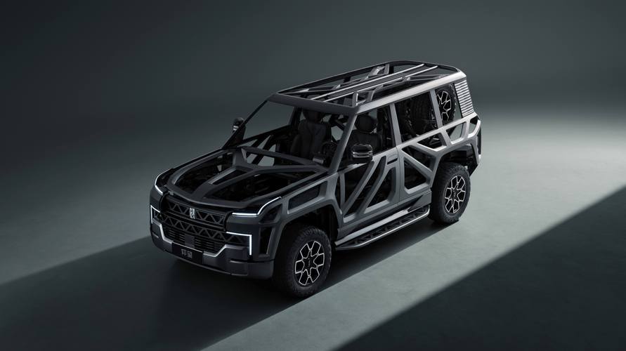 深圳70仰望U8硬派越野的科技魅力，国能汽车对传统燃油车市场的冲击